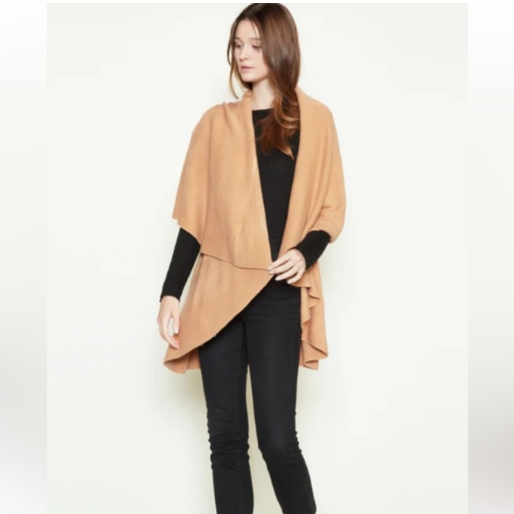 Look by M Tan Women's Shawl Vest 3 in 1 Poncho